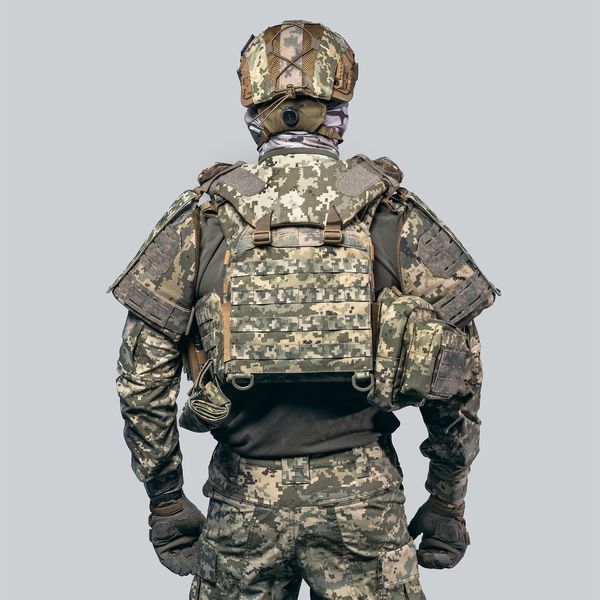 Ghost Performance V5 Plus Body Armor (Class 6) with Quick-Release System + 9 Pouches, Level 2 Ballistic Protection, Pixel Camo